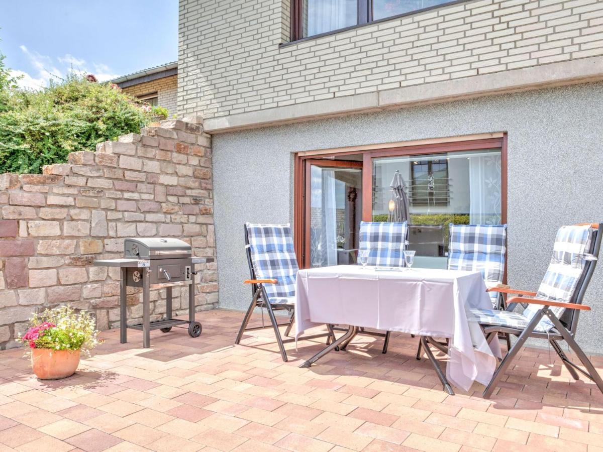 Sunny Flat In Bad Driburg With Garden Apartment Exterior foto