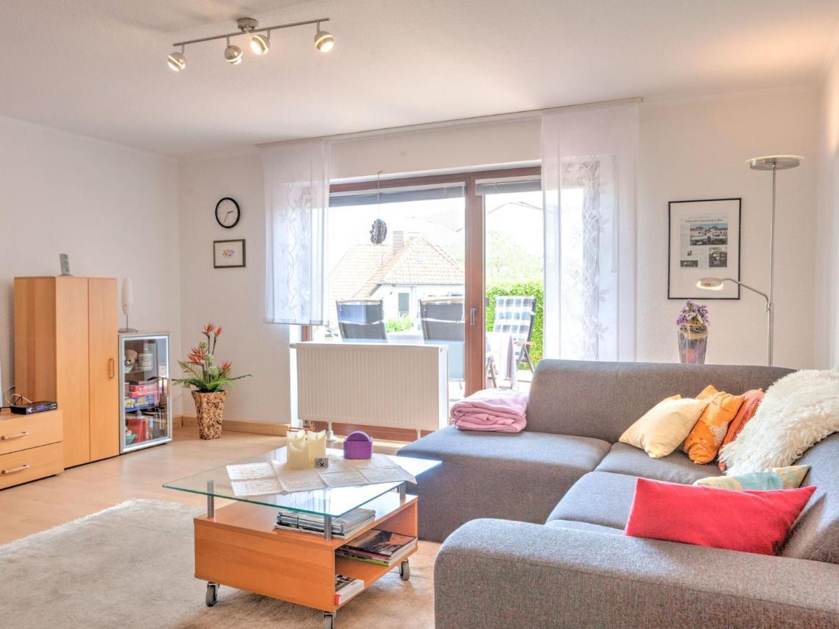 Sunny Flat In Bad Driburg With Garden Apartment Exterior foto