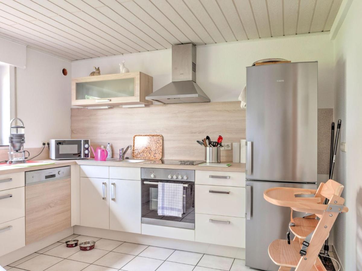 Sunny Flat In Bad Driburg With Garden Apartment Exterior foto